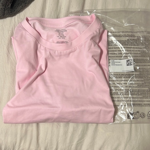 Men’s regular fit H&M t shirt PINK - Picture 1 of 1